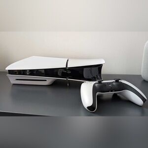 PS5 Slim Disc Edition